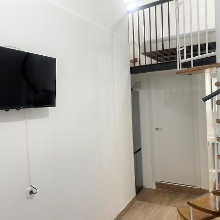 Comodo Y Acogedor Apartamento En Chueca, Gran Via Con Aire Acondicionado Y Calefaccion Madrid Buitenkant foto