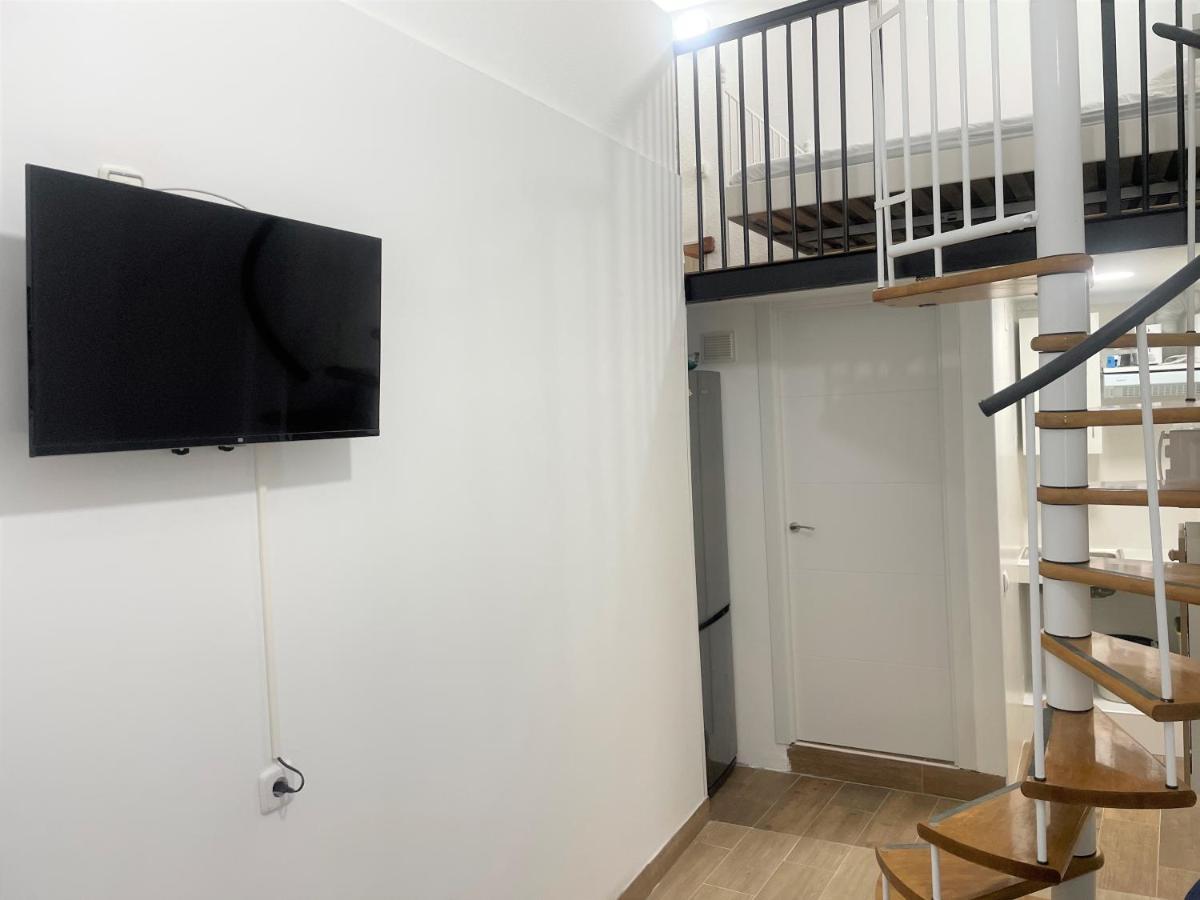 Comodo Y Acogedor Apartamento En Chueca, Gran Via Con Aire Acondicionado Y Calefaccion Madrid Buitenkant foto